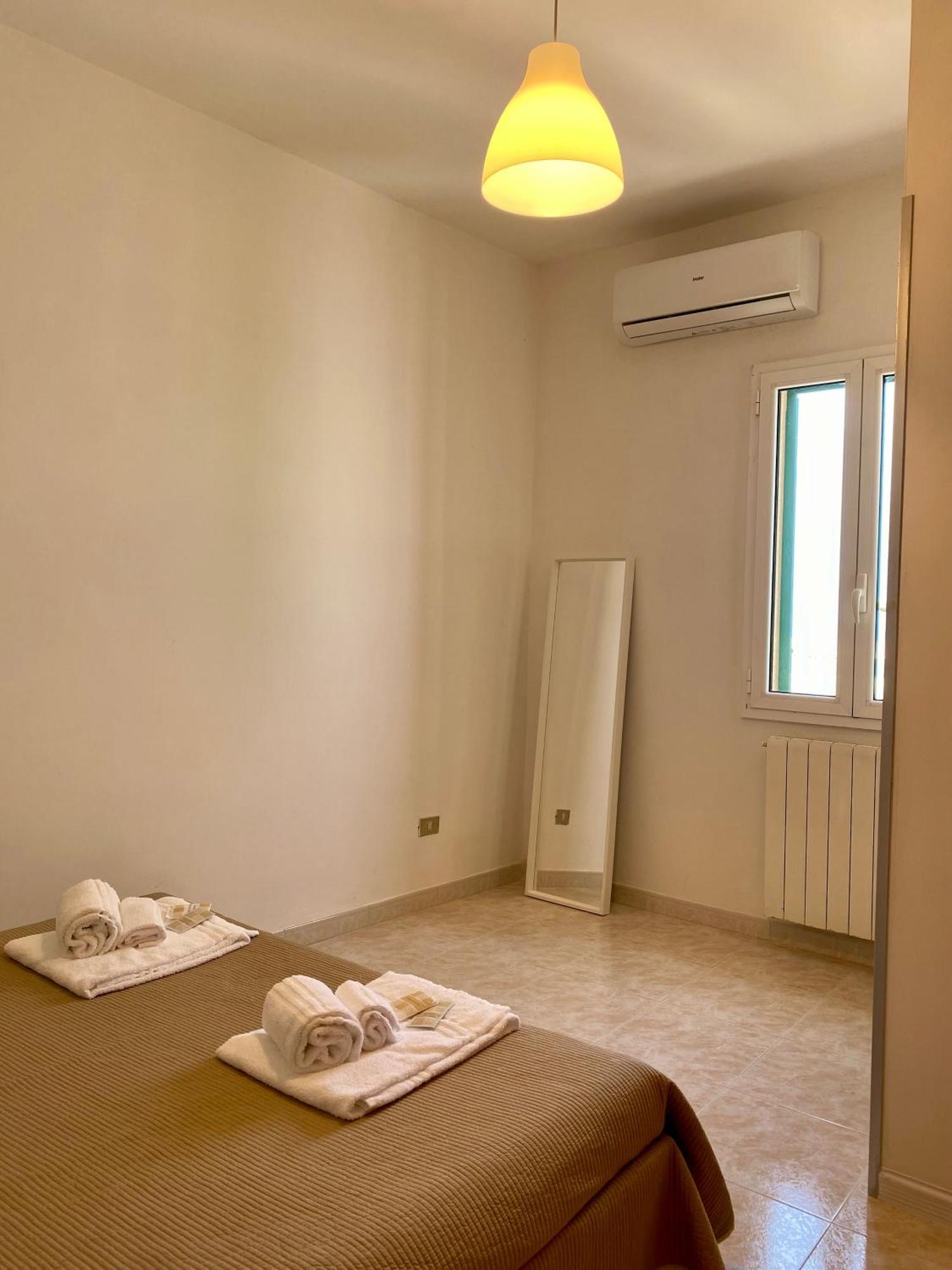 Dimora Santa Maria - Puglia Mia Apartments Монополі Екстер'єр фото